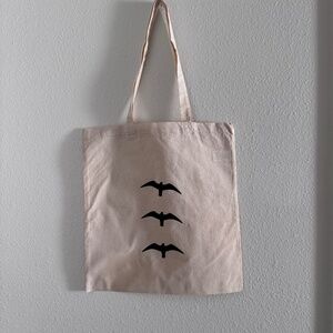 NWT // IWA BIRDS // Canvas Tote